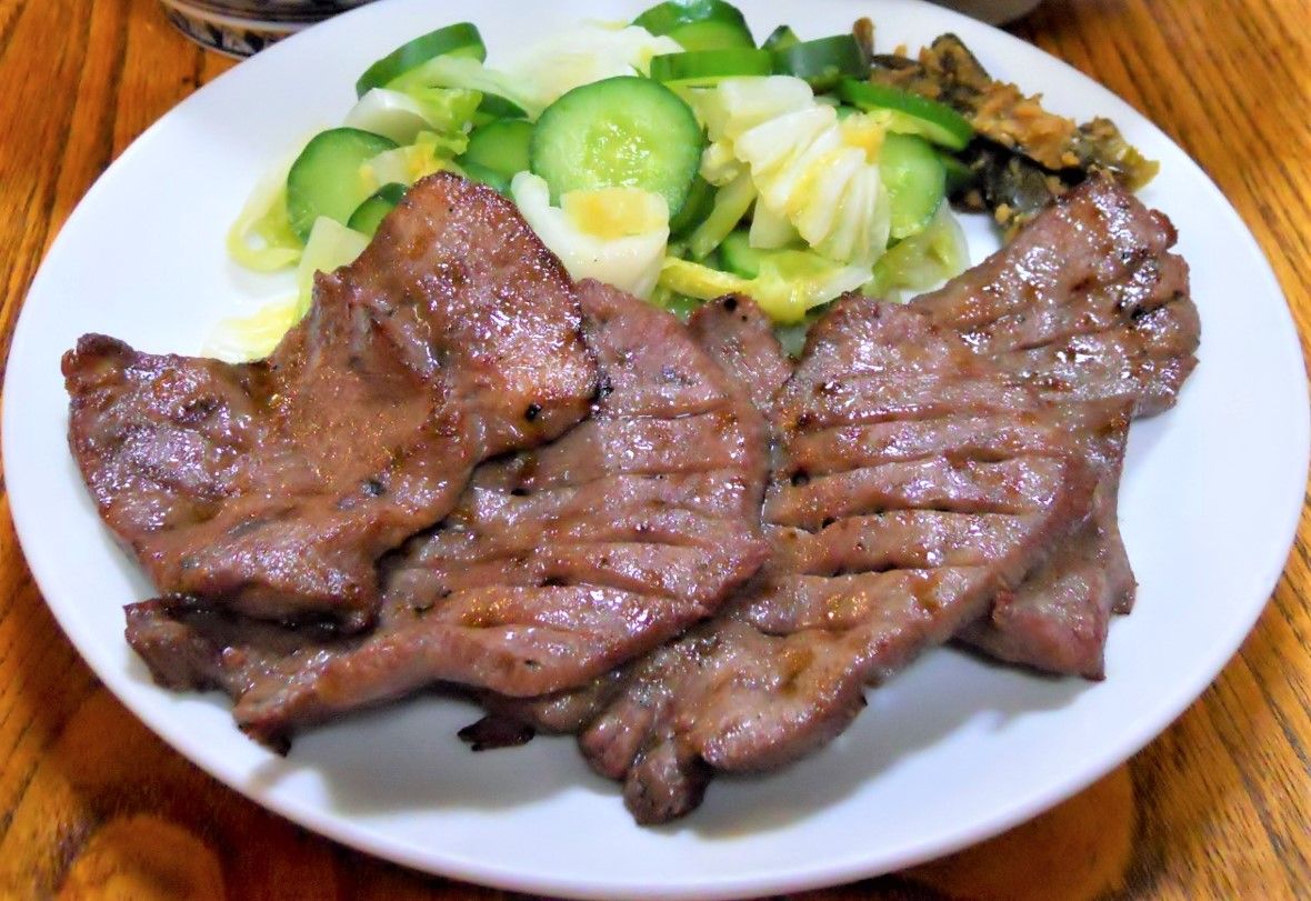 太助分店の牛たん焼き
